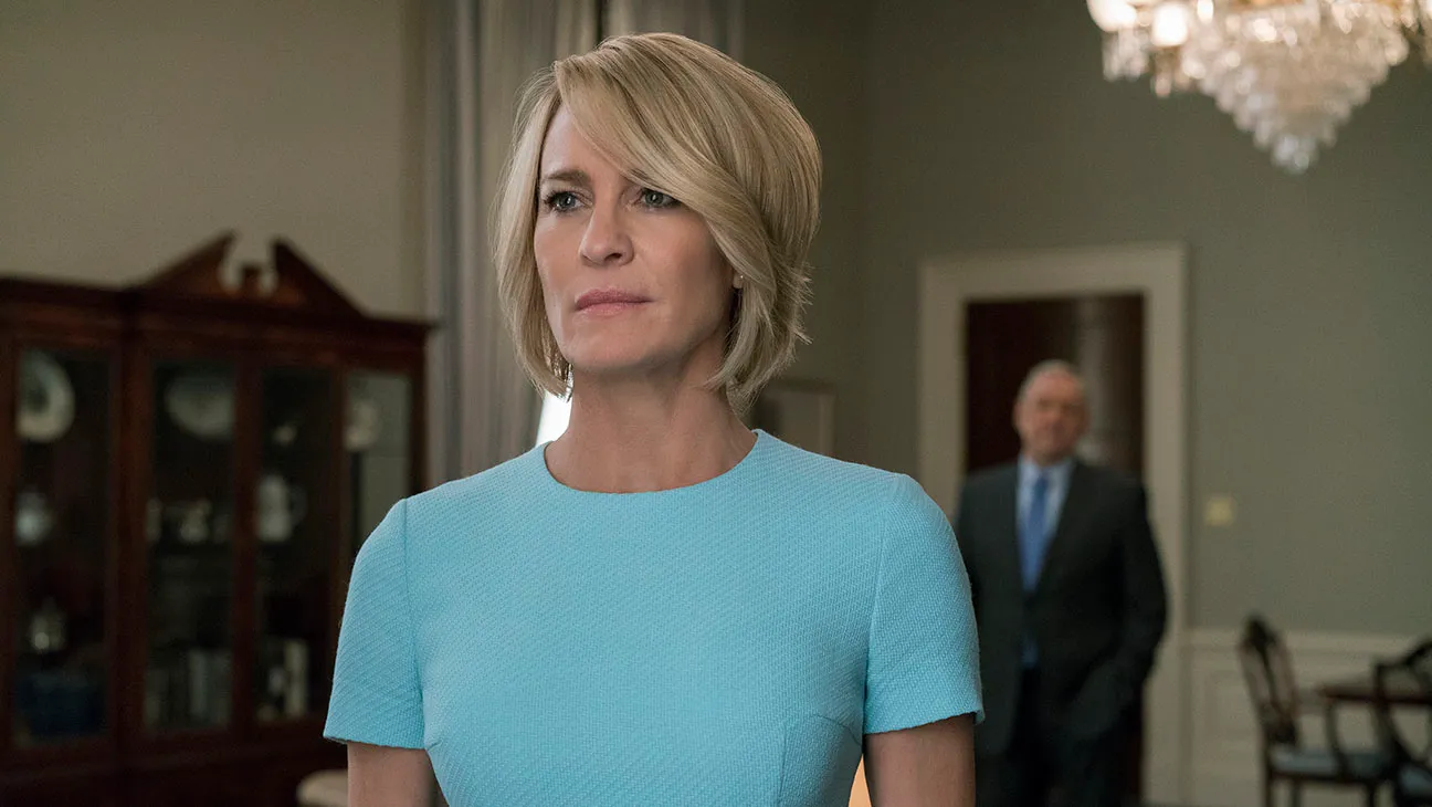 Claire Underwood (Robin Wright)